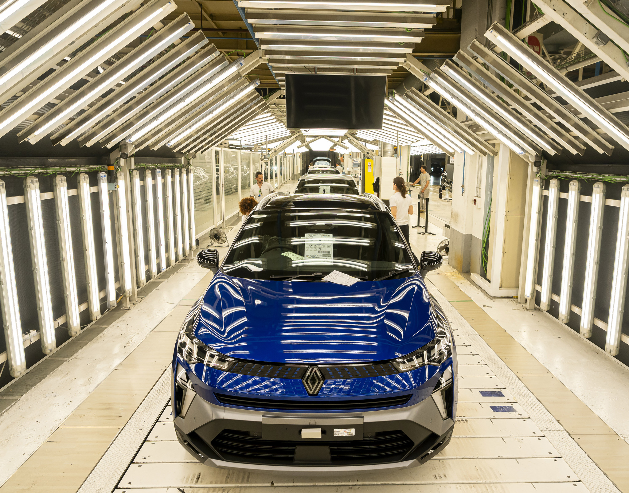 Renault roza los 8.000 millones de ingresos en España