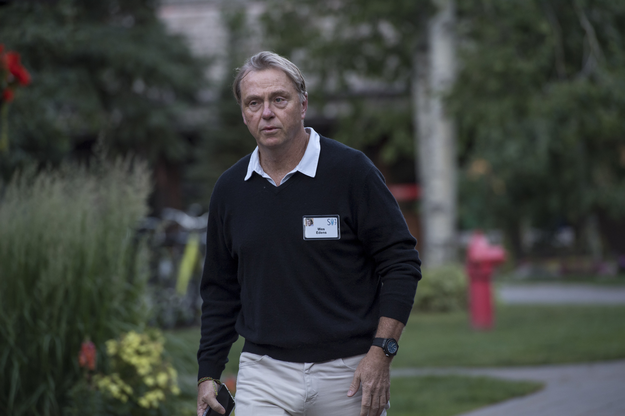 El magnate Wes Edens fracasa en construir un ferrocarril en Florida