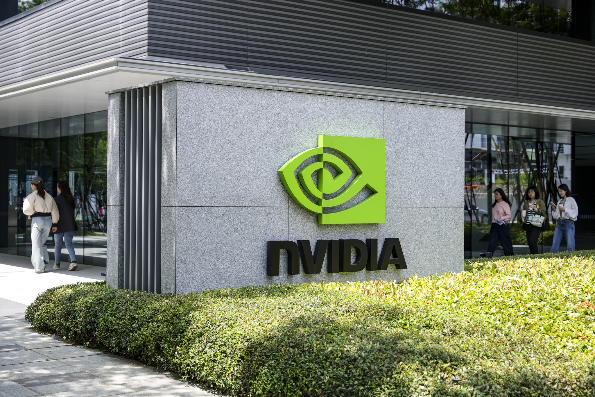 Nvidia se alía con los gigantes de Wall Street para financiar IA