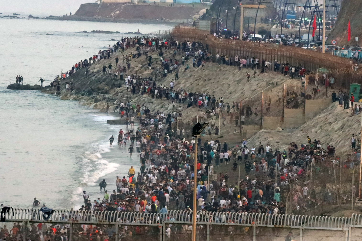 La regularización de inmigrantes en España es una "idea nefasta", según el primer ministro sueco