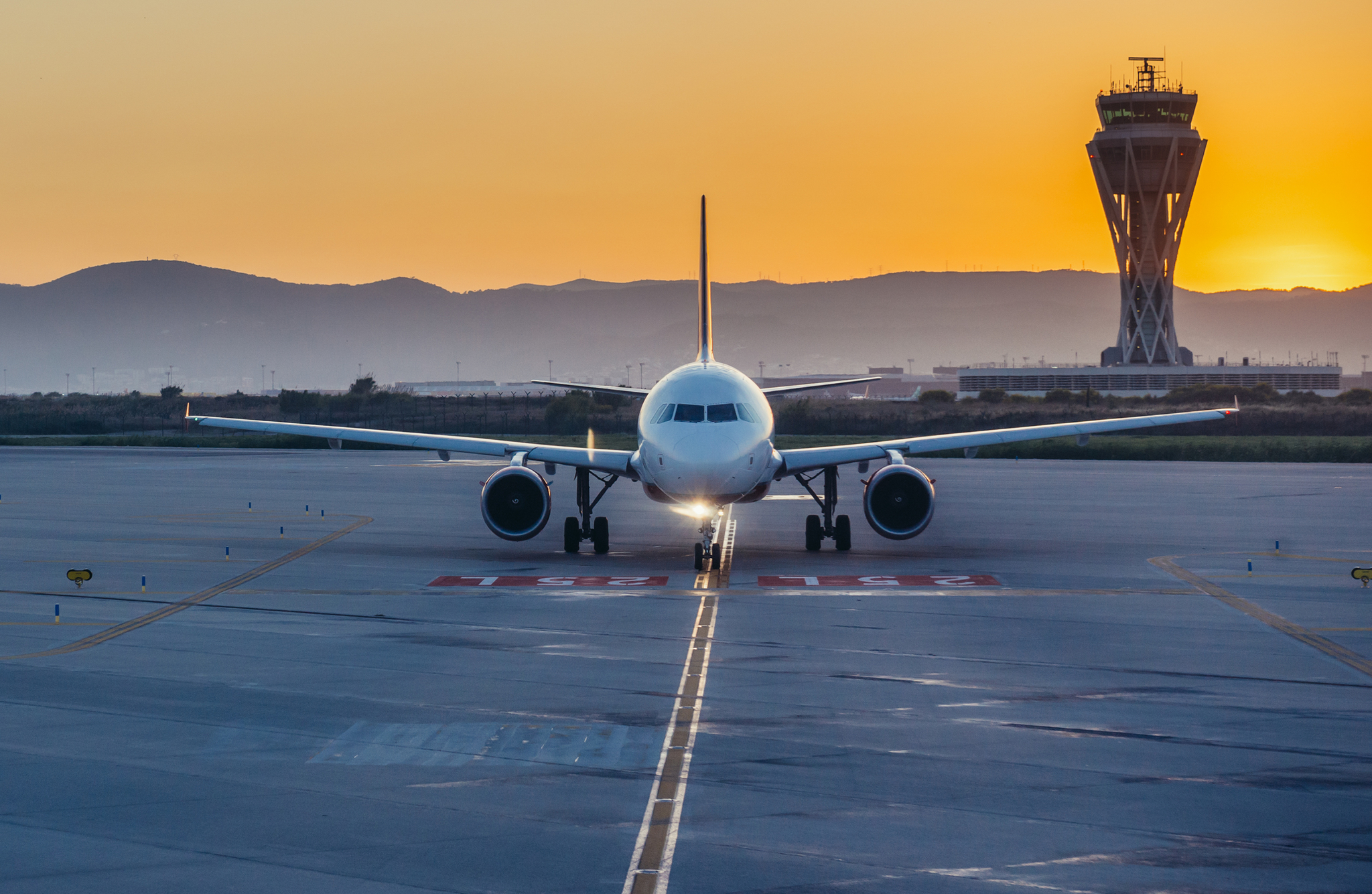 Una avería eléctrica en la torre de control paraliza la actividad en el aeropuerto de El Prat