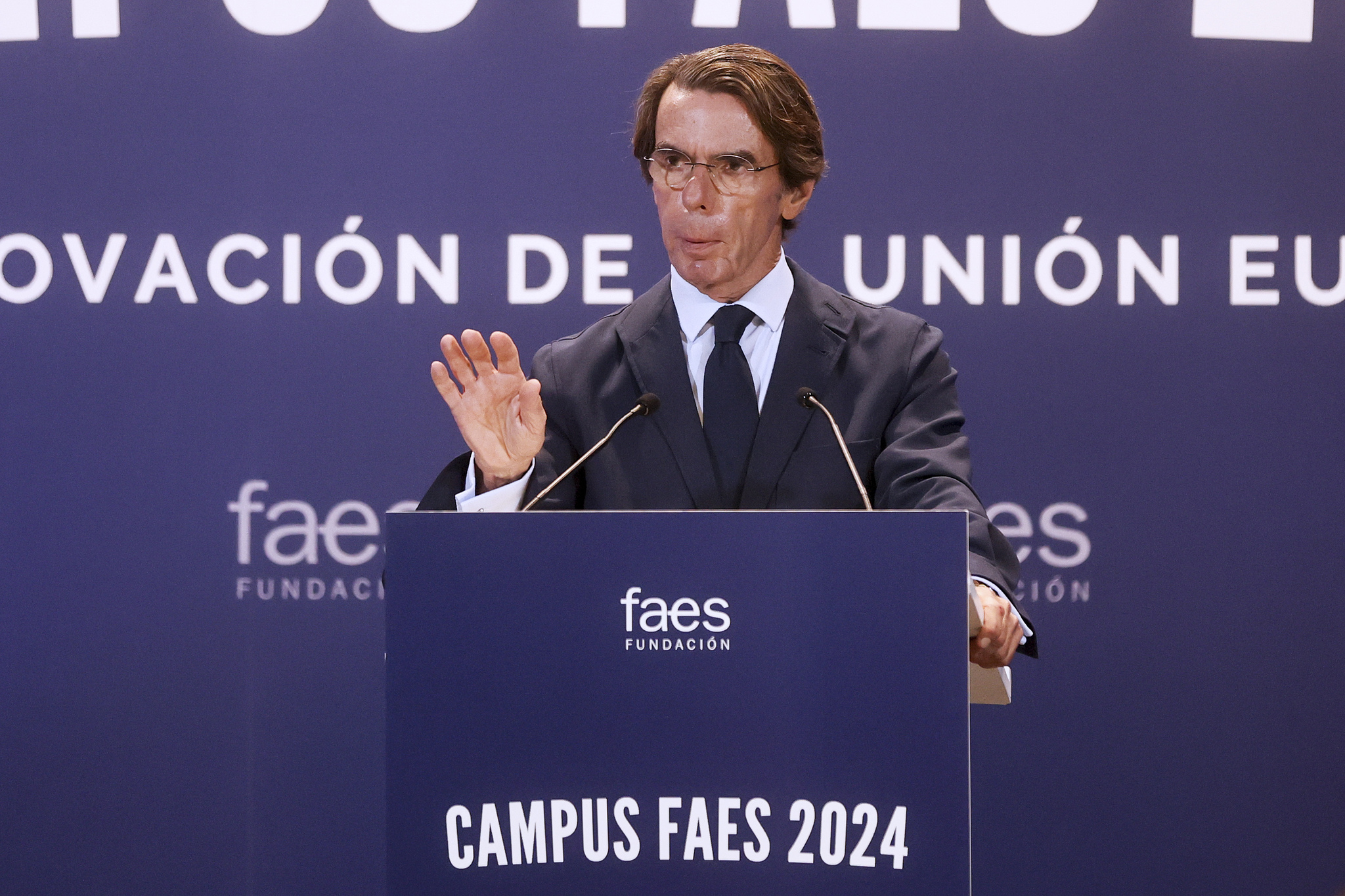 Aznar vs Navarro