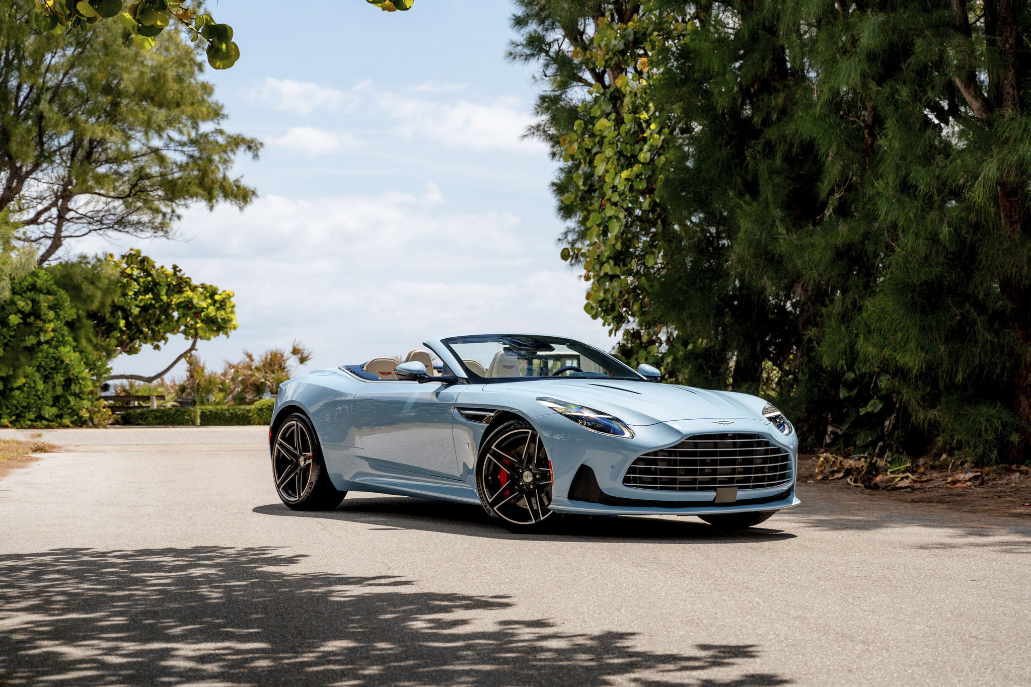 Cómo Aston Martin les dio la espalda a los tenedores de bonos