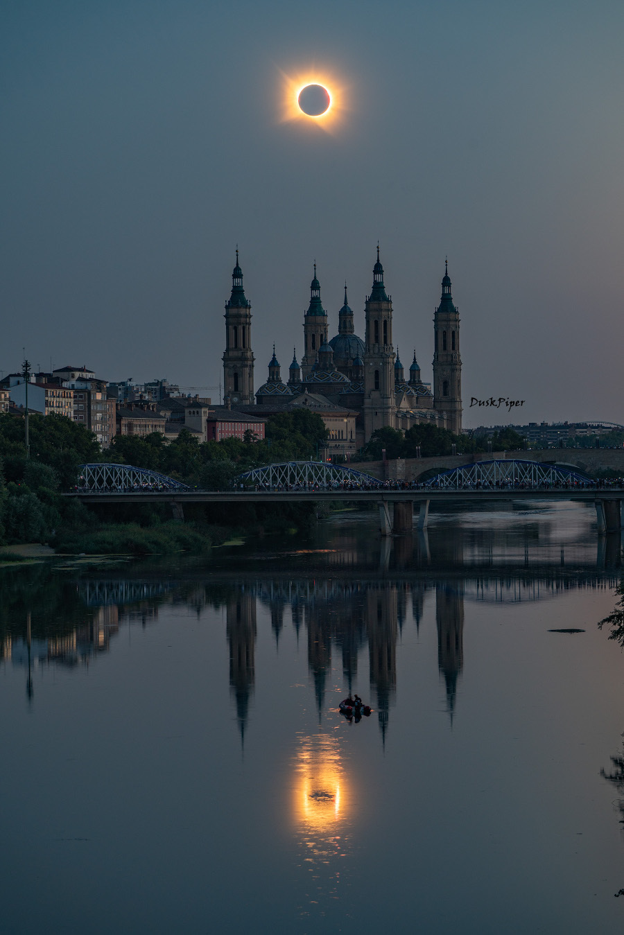La NASA elige como imagen del día el eclipse solar total sobre esta ciudad española