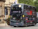 Los Cosmen hacen caja con el bus local de Reino Unido