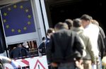 La expulsión masiva de migrantes era un tabú en Europa hasta que llegó MAGA