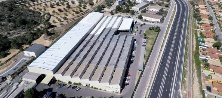 Industrias Ochoa acusa la situación del automóvil en sus cuentas