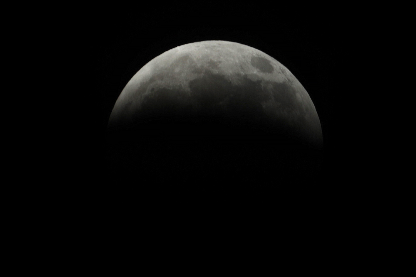 Un eclipse parcial lunar será visible en toda España este viernes
