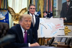 Trump pide a las empresas canadienses que se muden a Estados Unidos para evitar los aranceles