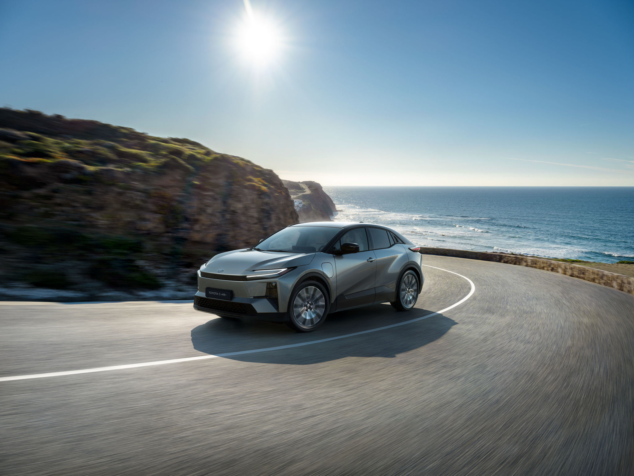 Toyota se asegura un nuevo éxito y BYD escala posiciones en España