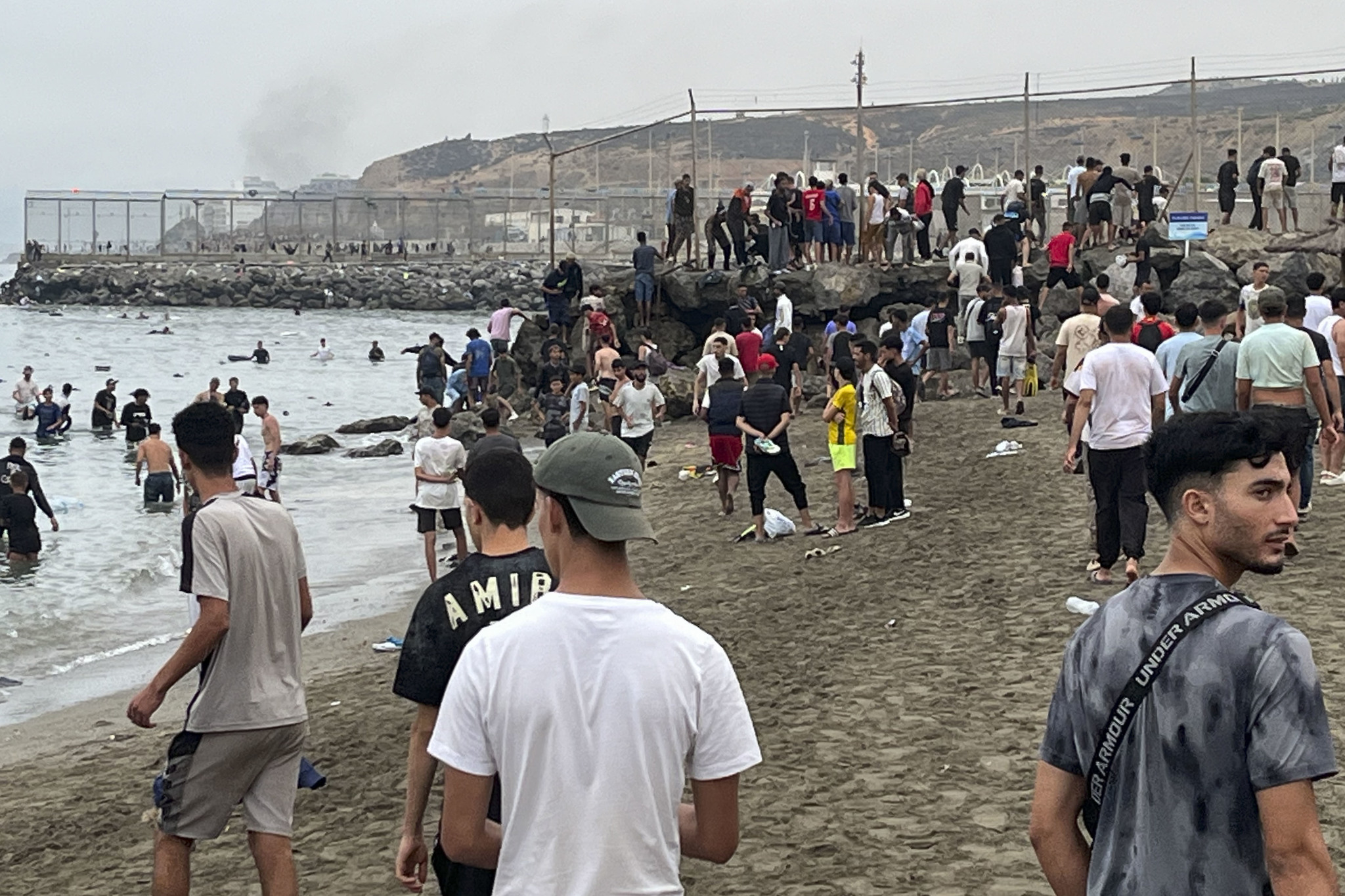 Un informe asegura que Marruecos facilitó la entrada de inmigrantes en Ceuta y Marlaska pide explicaciones al director de la Policía