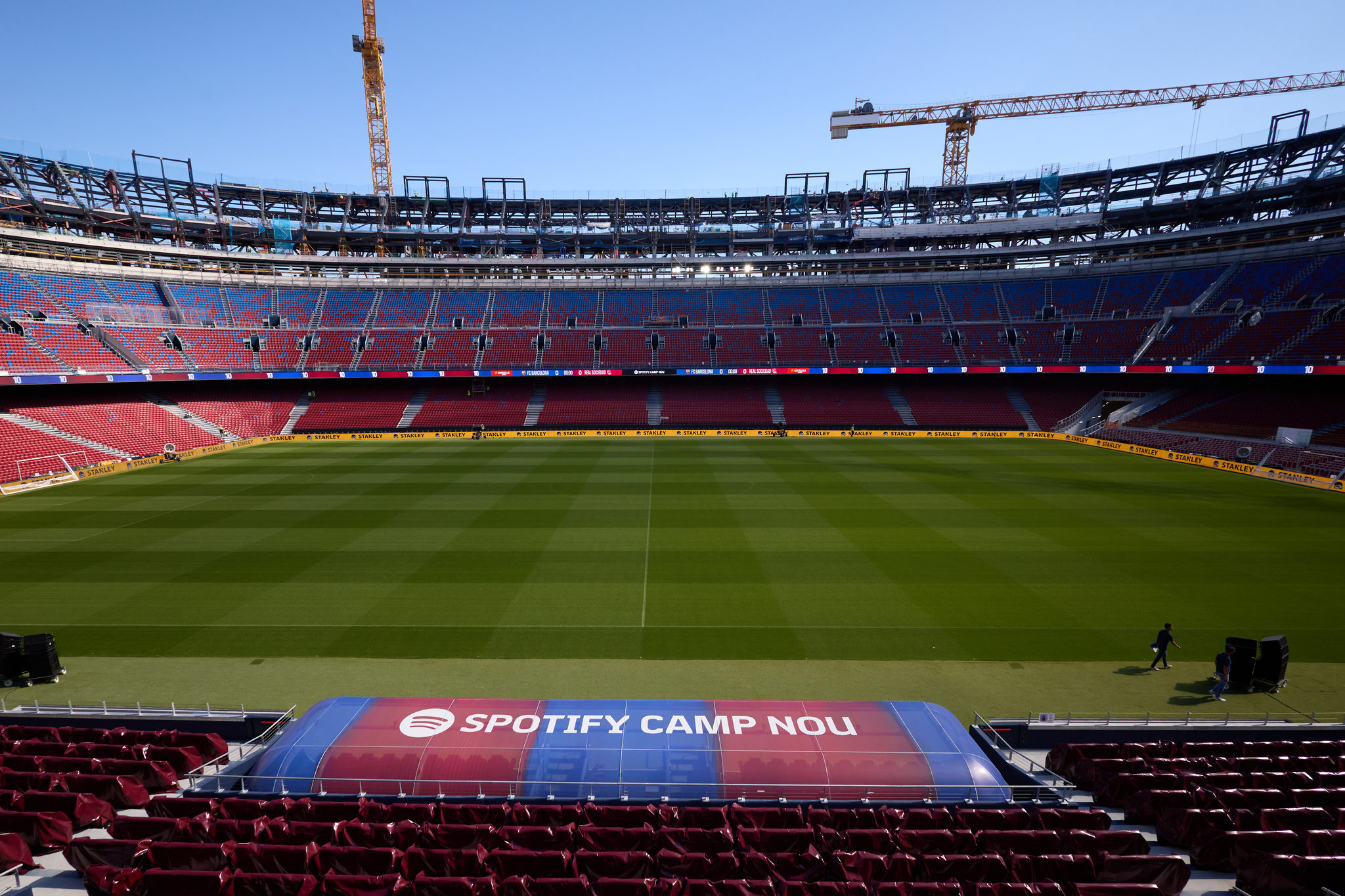 El Barça supera los mil millones de ingresos por primera vez El FC Barcelona convoca la asamblea de socios para convalidar el cierre de la temporada 2025-2026 el 16 de septiembre. Leer