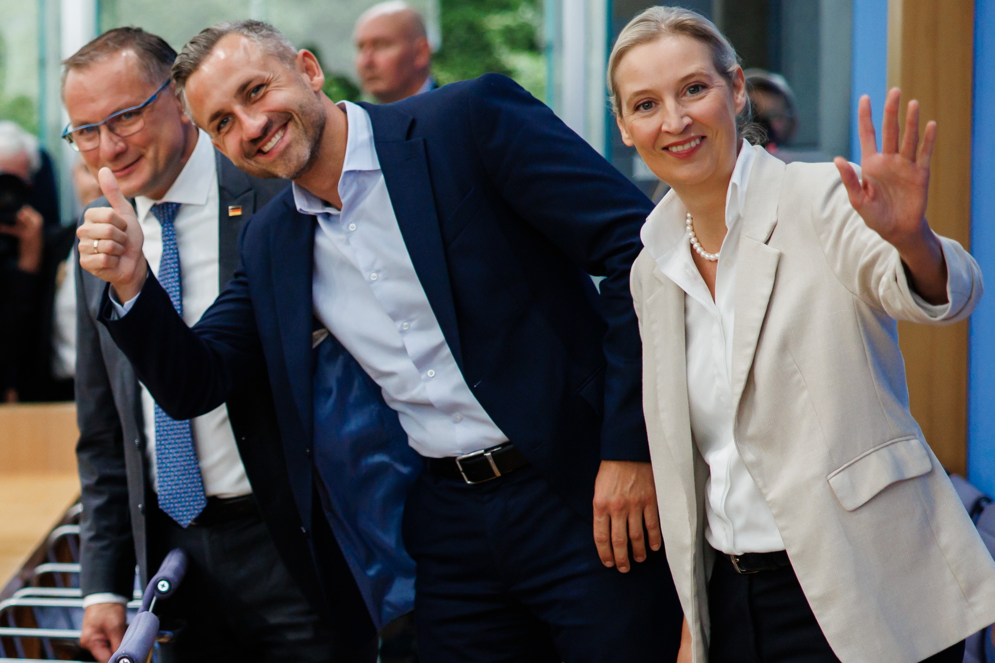 El canciller Friedrich Merz, contra las cuerdas tras el duro golpe de la ultraderecha