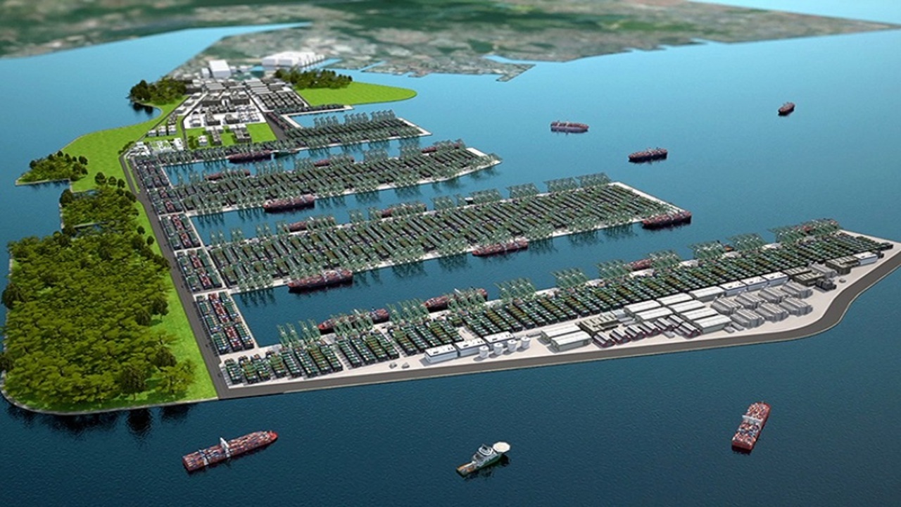 Singapur construye un megapuerto automatizado para ser una potencia marítima en 2040