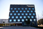 Sabadell vende 350 millones en préstamos impagados
