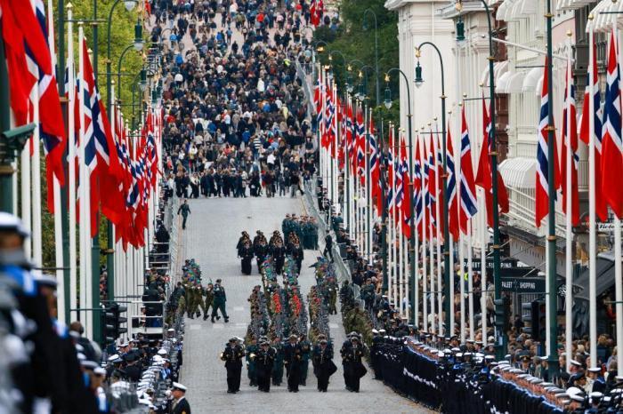 Muere la princesa Astrid de Noruega dos días después del funeral de su hermano