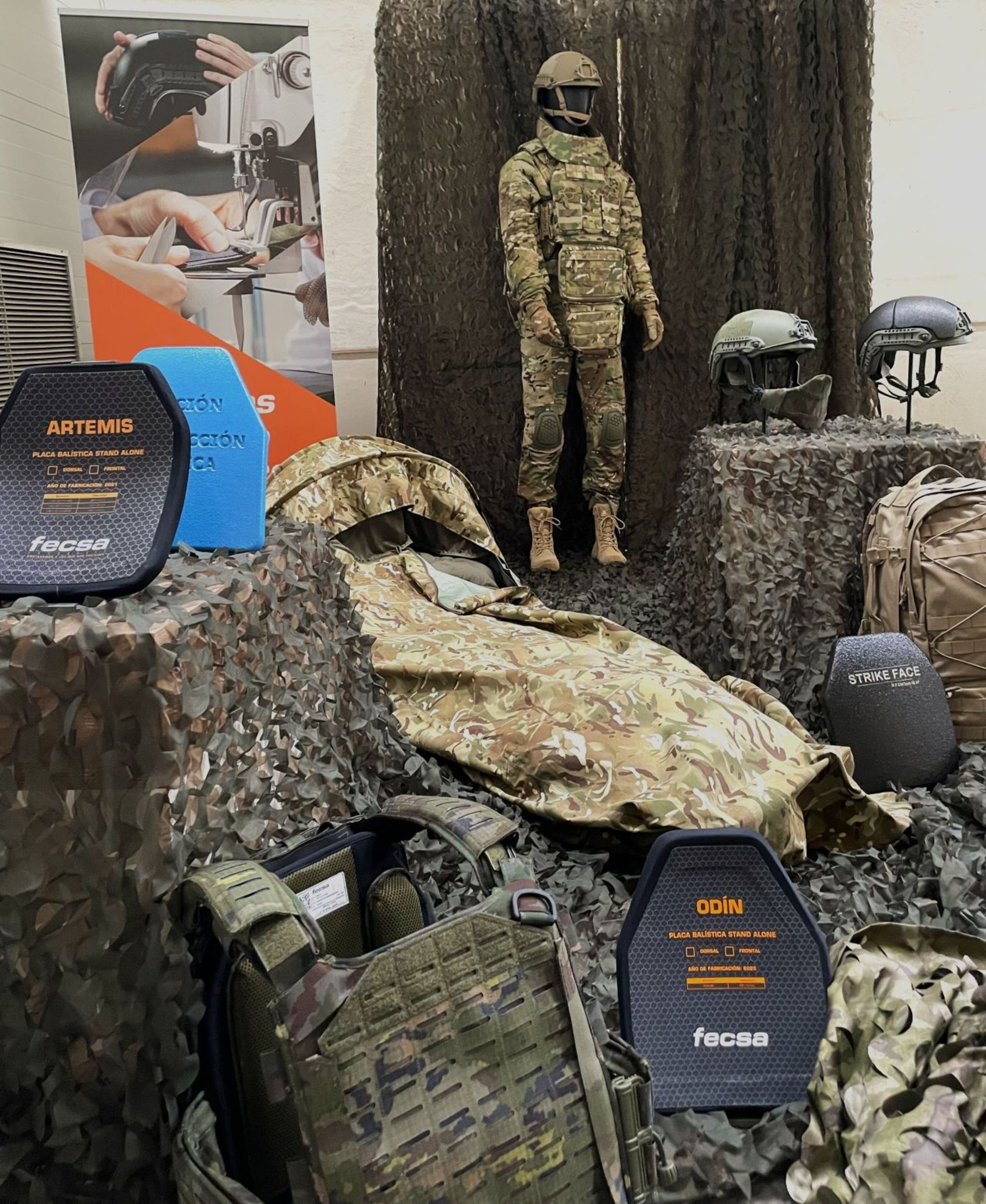 El 'sastre' del ejército ficha a Interpath para buscar comprador