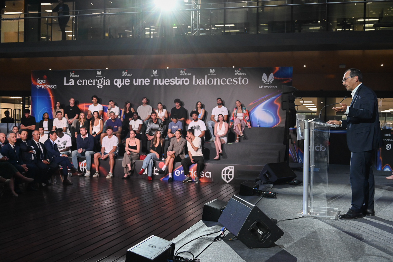 Endesa convierte el baloncesto masculino y femenino en una apuesta común