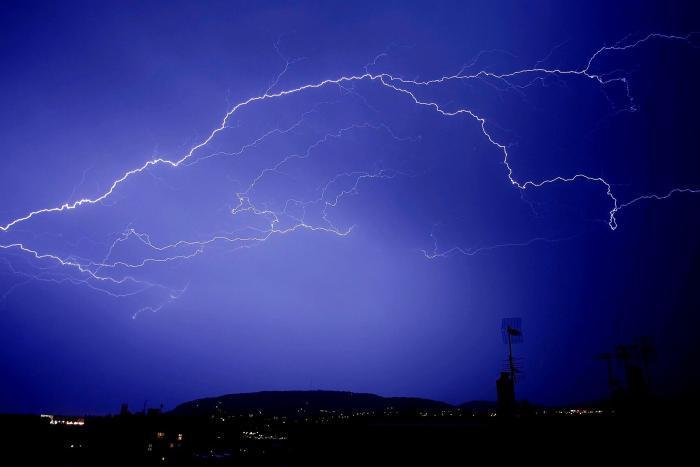 Avisos ante las tormentas en Levante y sureste peninsular: un fallecido en Olivella, Barcelona