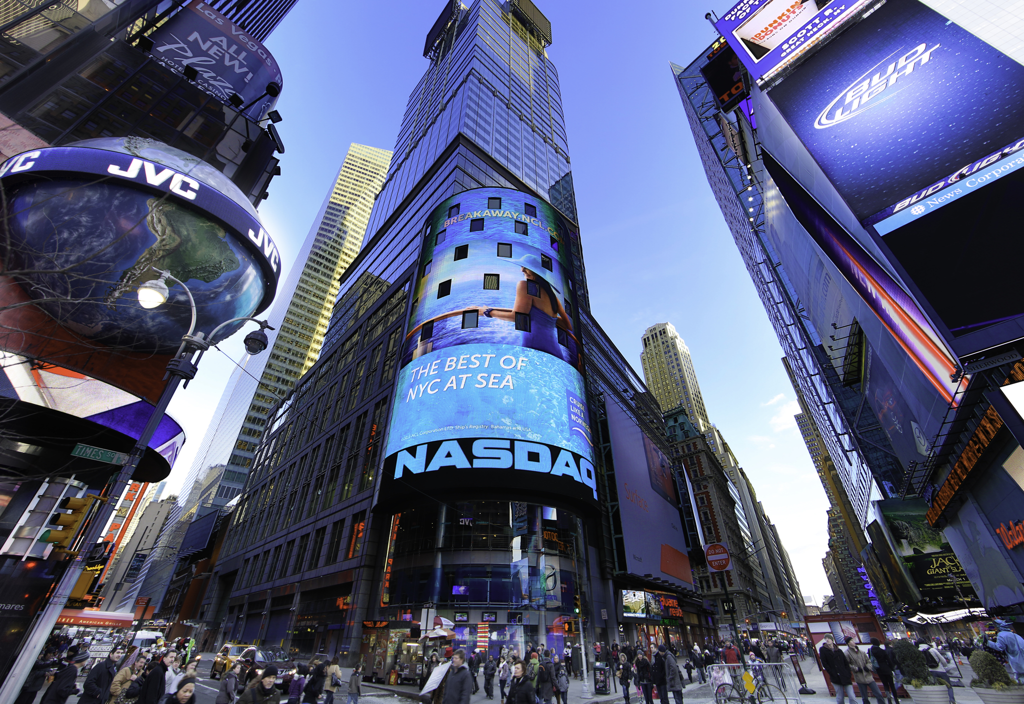El Nasdaq 100 marca un nuevo máximo por el regreso del 'FOMO en la IA'