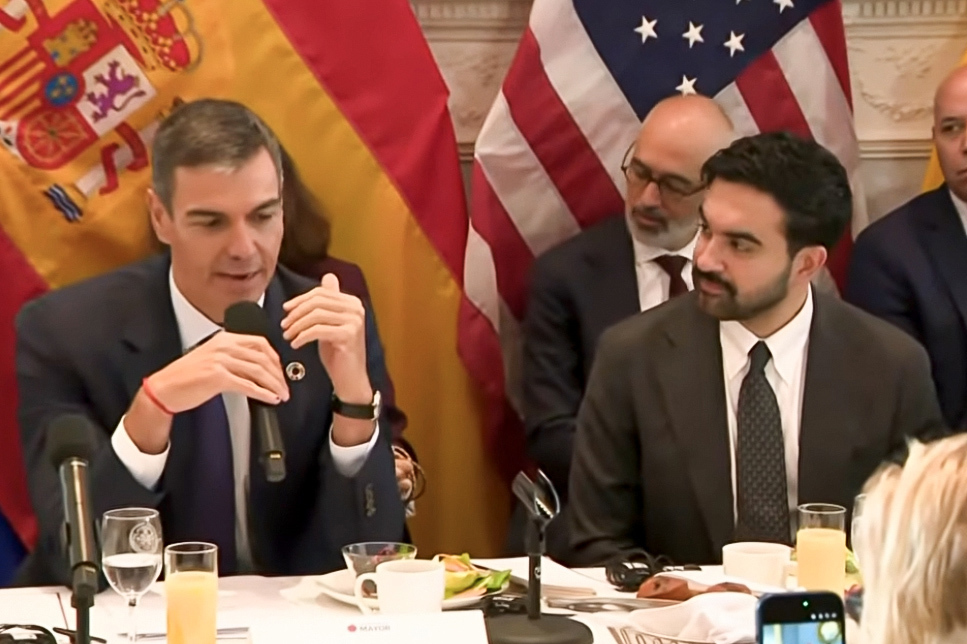 Sánchez exhibe sintonía con Mamdani y reivindica su gestión económica y migratoria