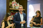 Al rico chocolate: así es el nuevo modelo de tienda que Lindt estrena en Barcelona