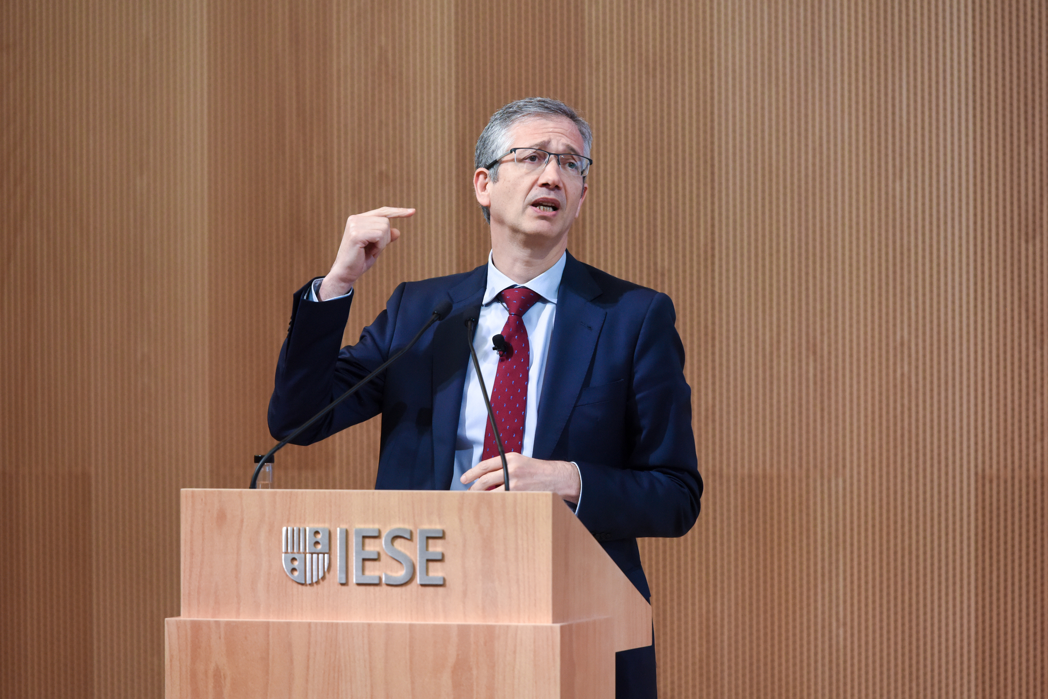 Tres razones para confiar en que De Cos puede presidir el BCE