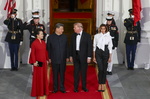 Trump y Xi culminan una cumbre con gran boato y escasos acuerdos