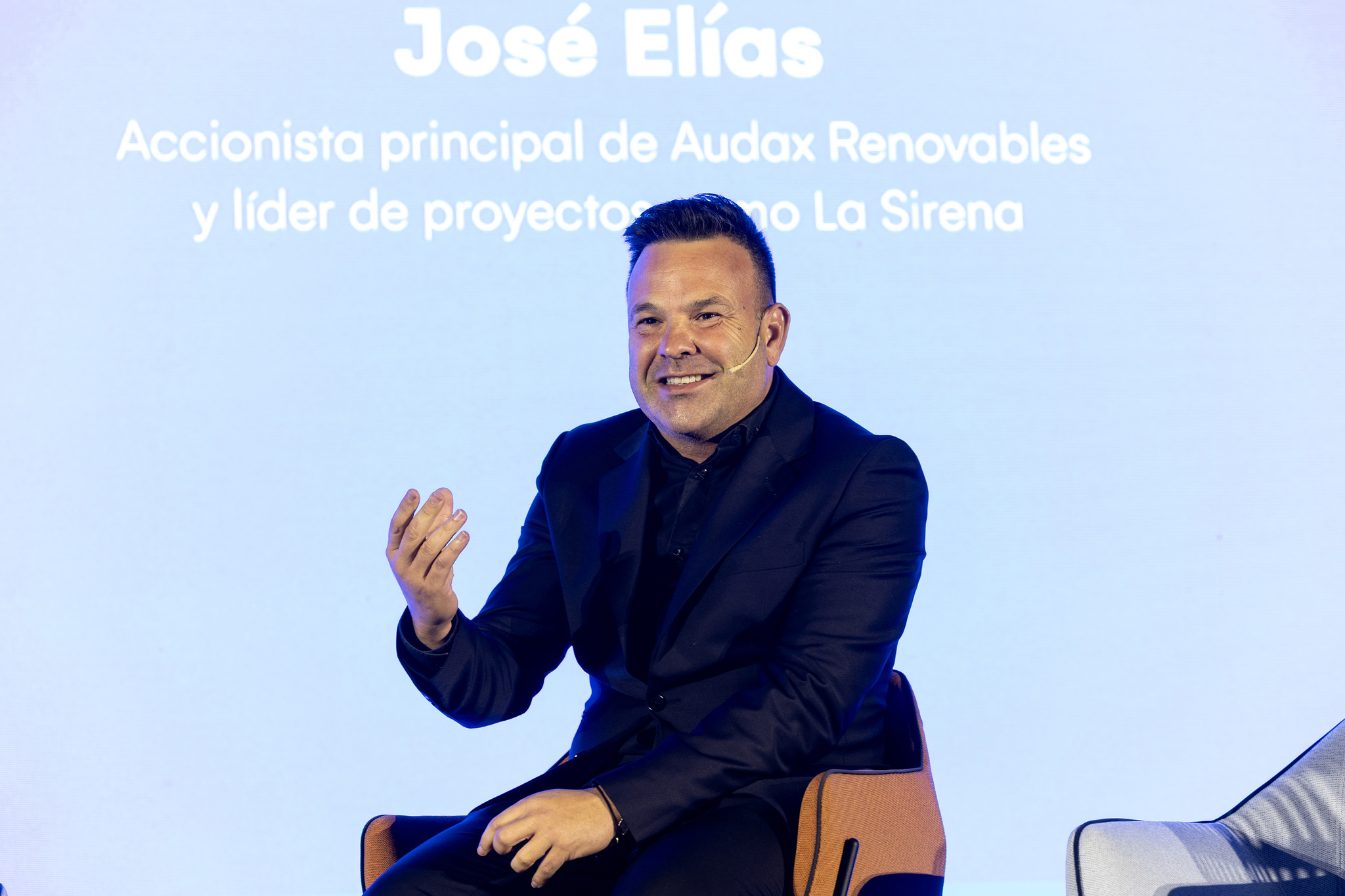 Audax estabiliza los ingresos en 941 millones pese a vender más y recorta un 41% el beneficio