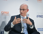 Javier Valle (VidaCaixa): "Espero que el próximo Gobierno incentive el ahorro a largo plazo"