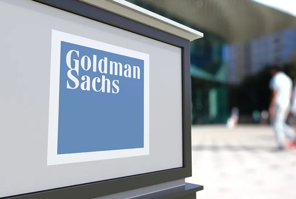 Goldman Sachs debate un plan sucesorio para nombrar CEO a John Waldron