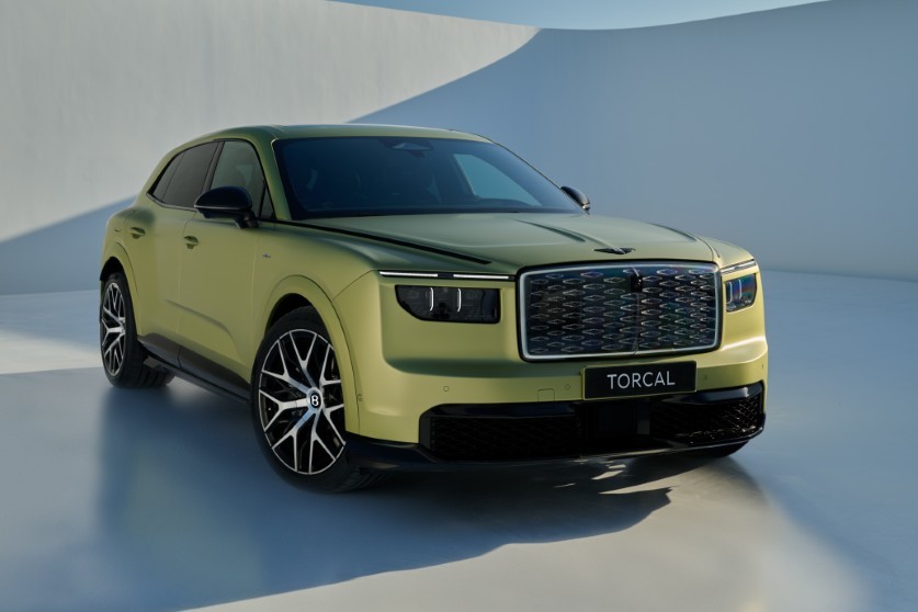 El primer eléctrico de Bentley: nombre español y 888 CV Torcal, el primer modelo eléctrico Bentley, cuenta con 600 kilómetros de autonomía. Leer