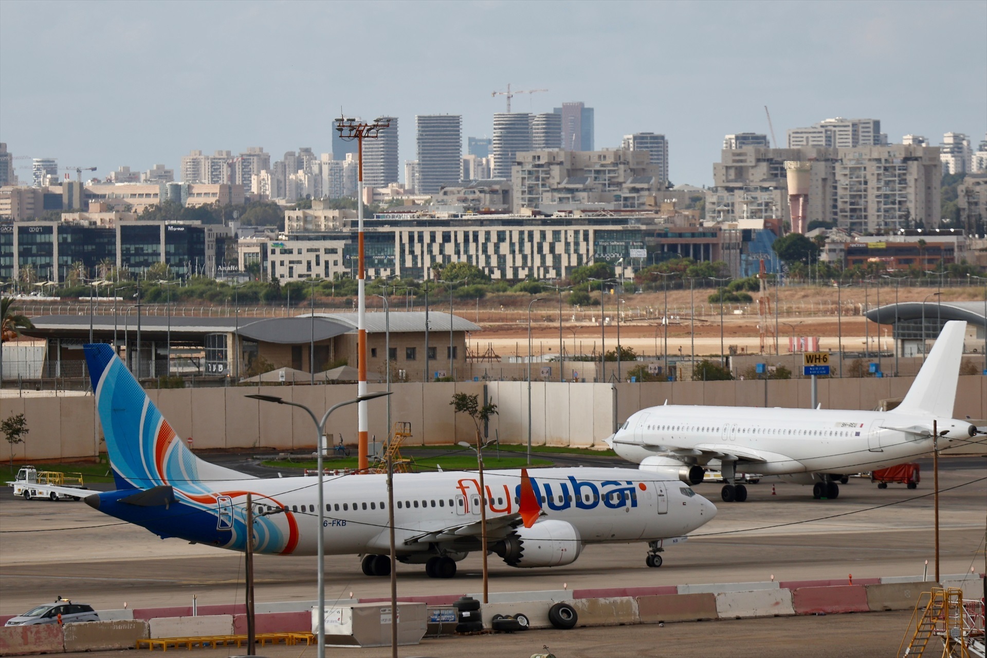 El piloto de un vuelo con destino a Israel intentó estrellar el avión, según Netanyahu