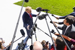 La mayoría de estadounidenses culpa a Trump de los precios altos