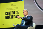 Feijóo promete a la empresa familiar bajar los impuestos y deflactar el IRPF si gobierna