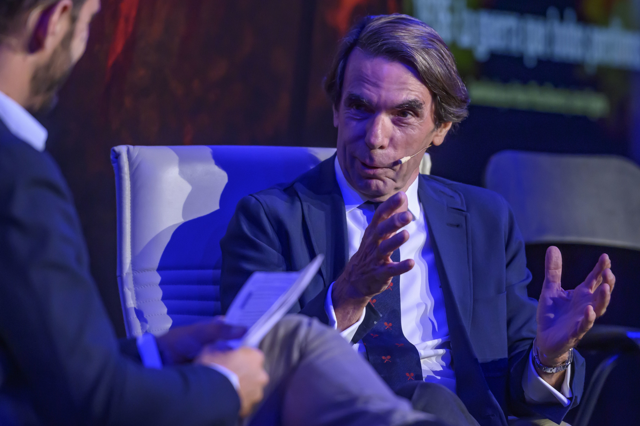 Aznar cree que la monarquía estará en peligro si Sánchez vuelve a gobernar