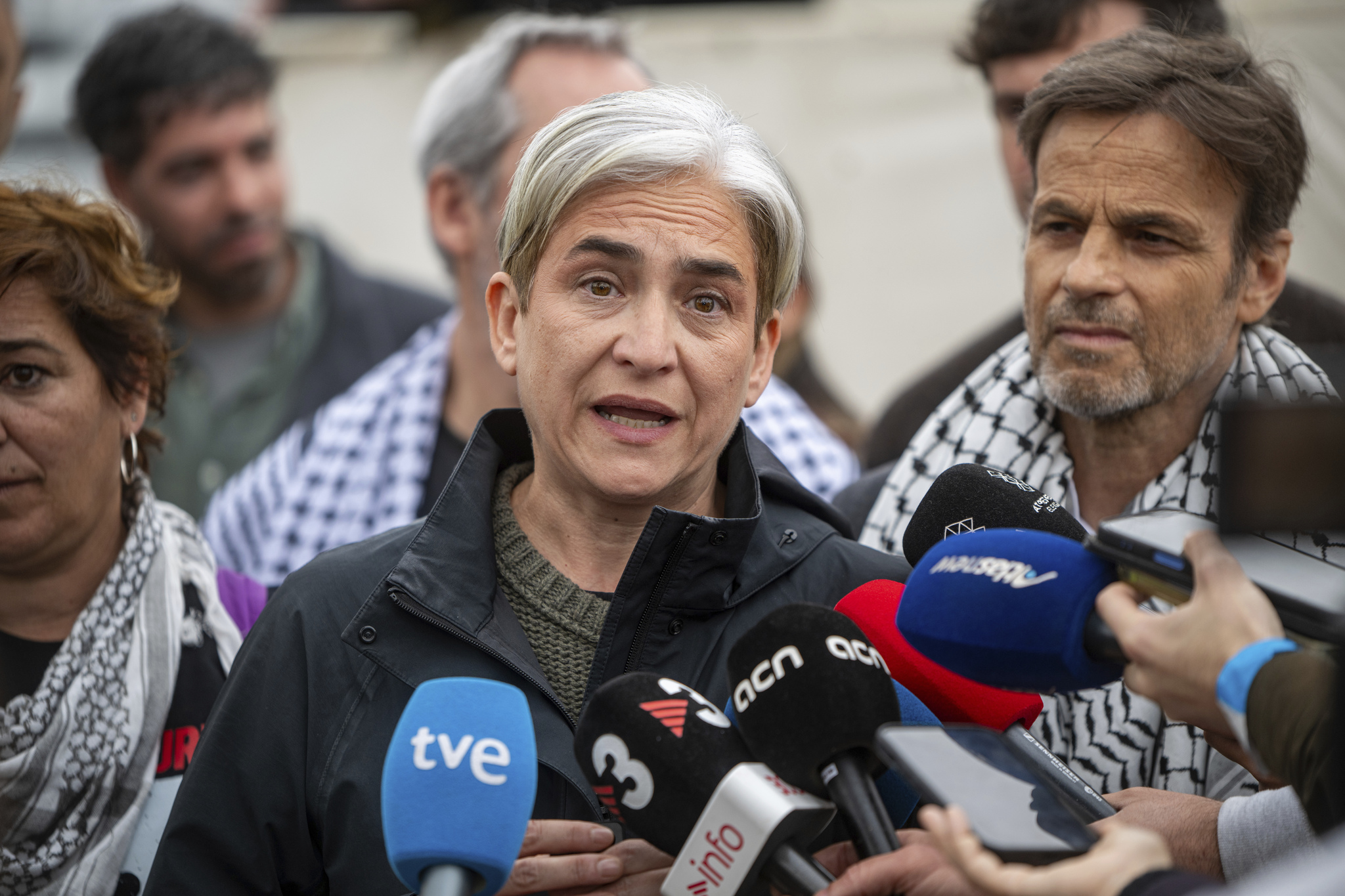 Frente Amplio propone a Ada Colau como candidata para el 29-N