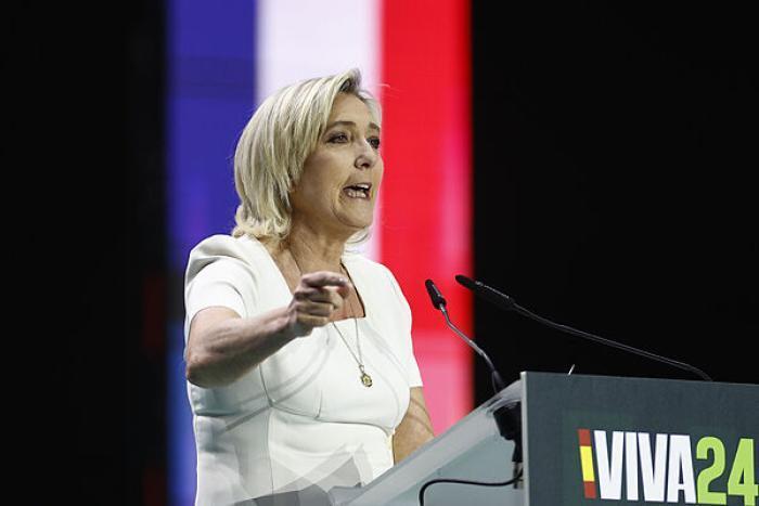 Marini Le Pen promet plantar cara a la UE si guanya les eleccions