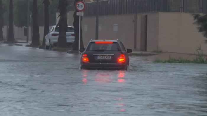 Orden de confinamiento por la dana Adam para el litoral sur de Valencia y norte de Alicante y despliegue de la UME