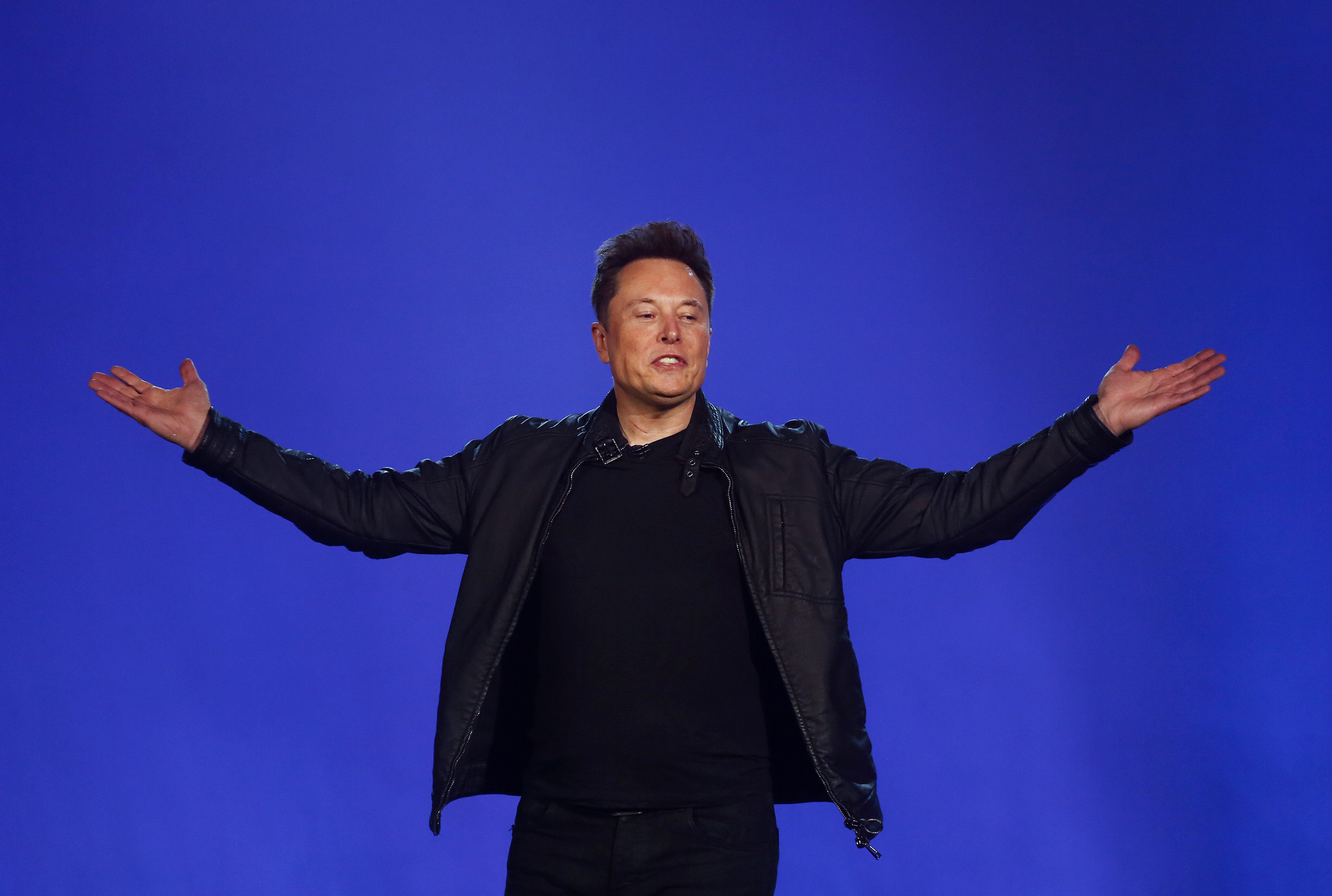 Elon Musk anuncia que estudia unir SpaceX y Tesla en lo que sería la mayor fusión de la historia