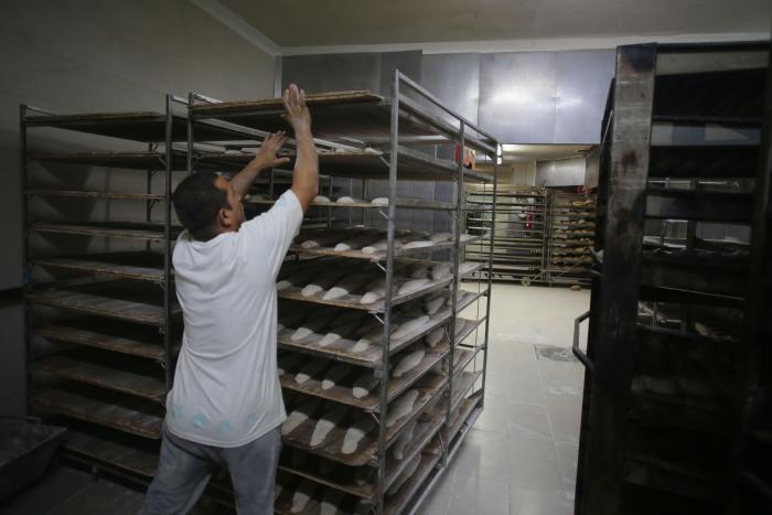 La inflación abrasa a los autónomos: el 70% sube los precios para compensar los costes