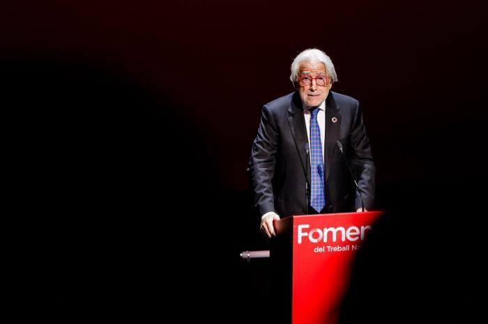 Foment condena los disturbios y pide “firmeza” a las administraciones