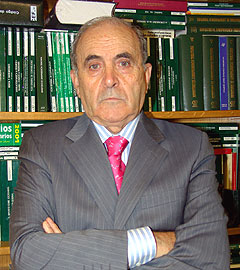 El jurado ha otorgado el Premio al Mejor Laboralista 2008 al profesor Luis Enrique de la Villa.