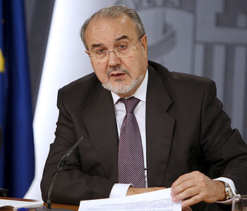 El vicepresidente segundo del Gobierno, Pedro Solbes. EFE.