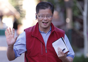 Jerry Yang, Consejero delegado de Yahoo!