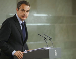 El presidente del Gobierno, José Luis Rodríguez Zapatero , durante una comparecencia