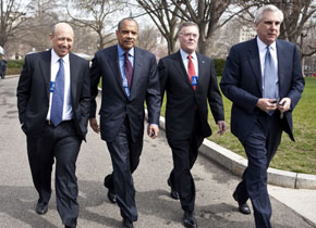 Cuatro de los principales banqueros de Estados Unidos que hoy se han reunido en la Casa Blanca con el presidente Obama | Foto: Bloomberg