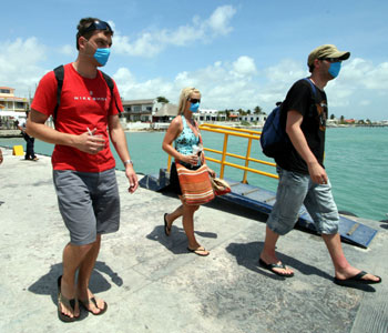Turistas en Cancn, foto Bloomberg News