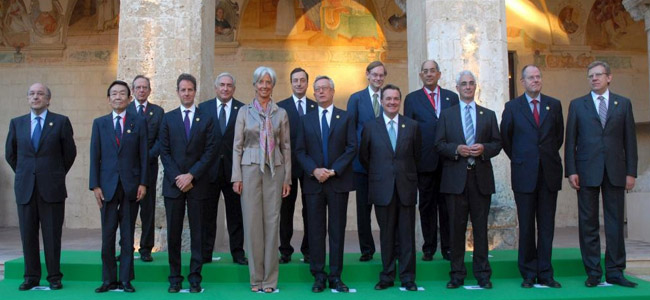 Fotografa oficial de la reunin de ministros de Finanzas de la Unin Europea que se lleva a cabo hoy, 12 de junio de 2009, en Italia. FOTO:EFE