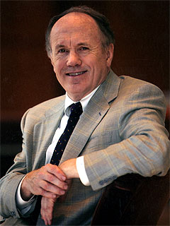 Edward C. Prescott, Premio Nobel de Economía en 2004.